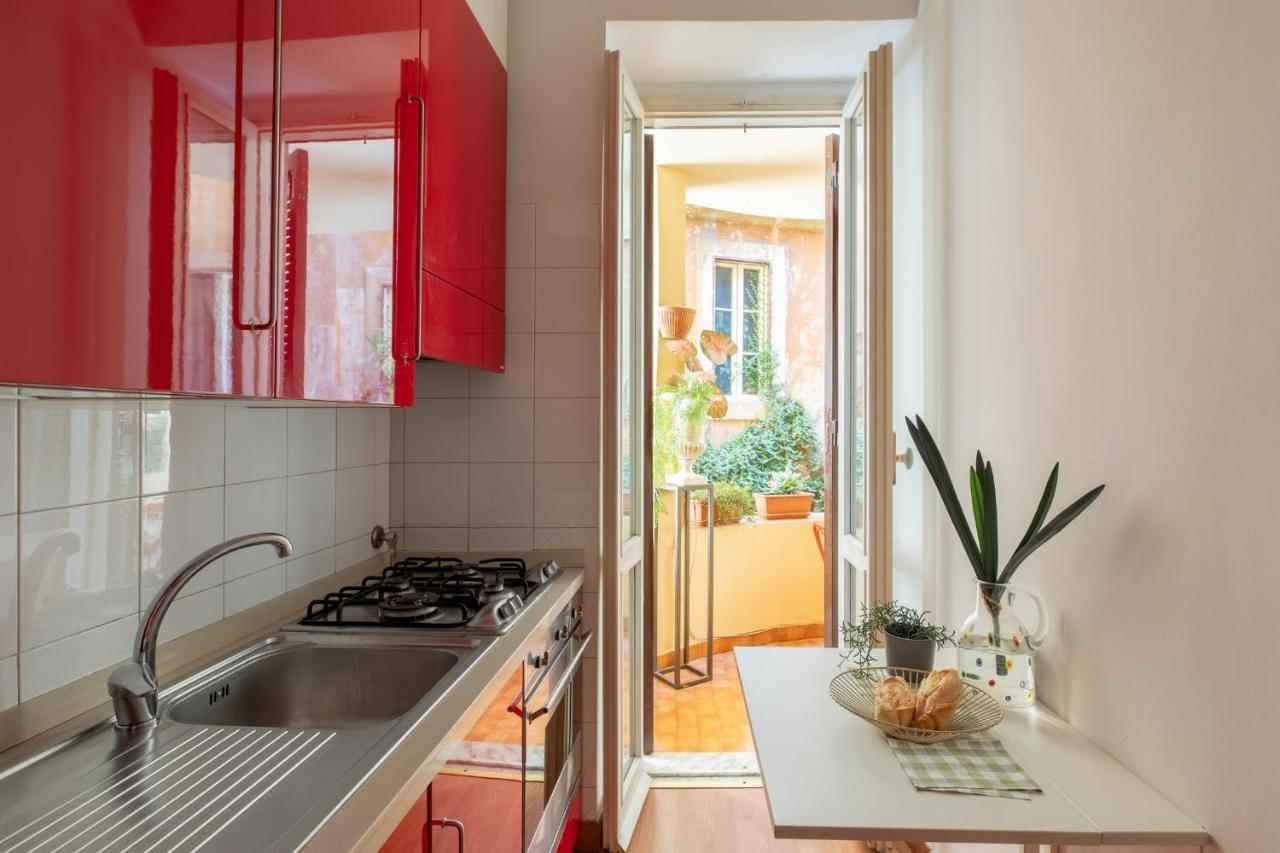 Iflat Red Roman Apartament Екстериор снимка